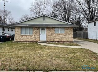 315 Sentry Hill Rd, Toledo, OH 43615