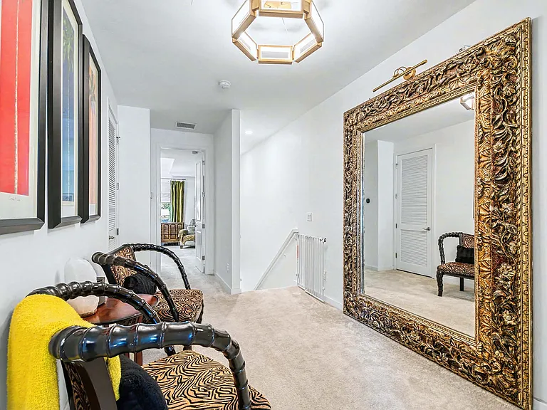 13045 Pembroke Dr — Photo 15