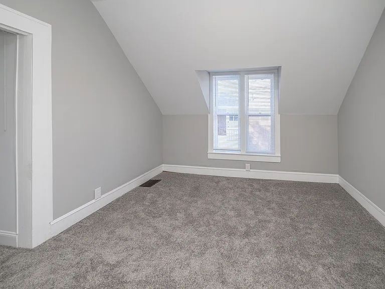 130 W Dutton St — Photo 21