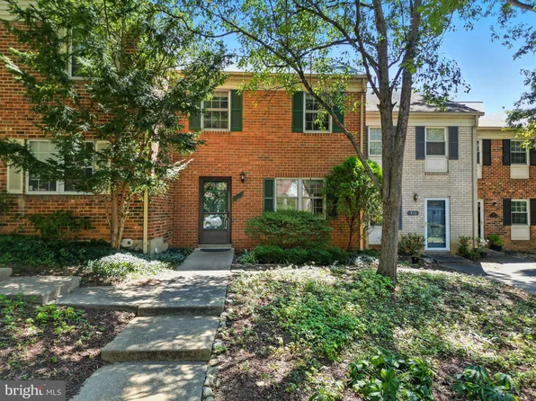 808 College Pkwy Unit 10, Rockville, MD 20850