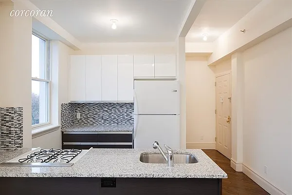 Rented by Corcoran | media 32