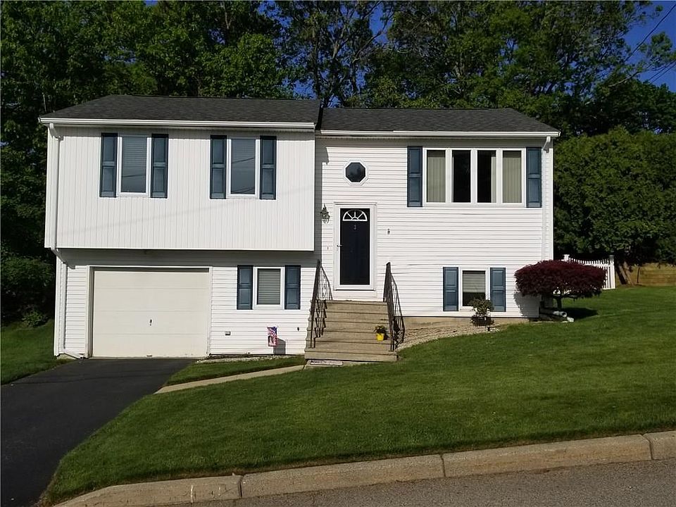 1st image of 3 Cypress Ct