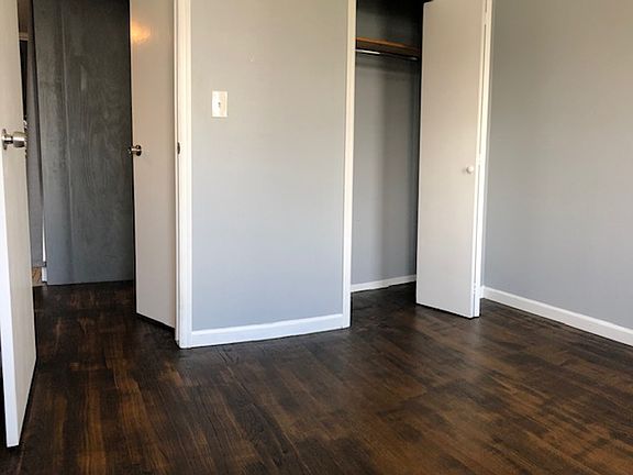 5th image of 22-11 Crescent St #3A