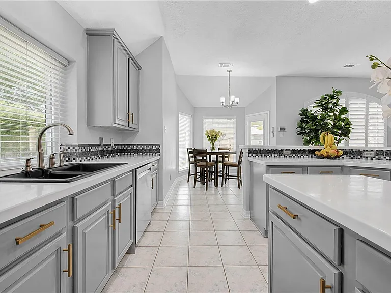 14323 Rosehill Estates Ln — Photo 12