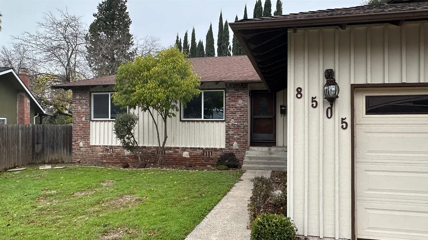 8505 Hayden Way photo 1