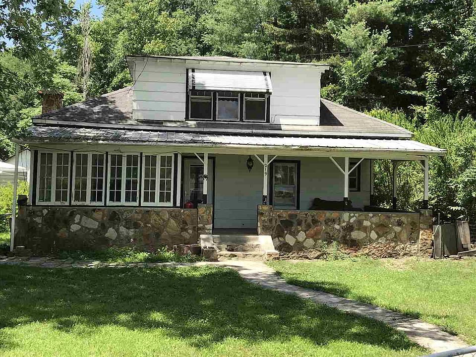 1st image of 219 Mills Br