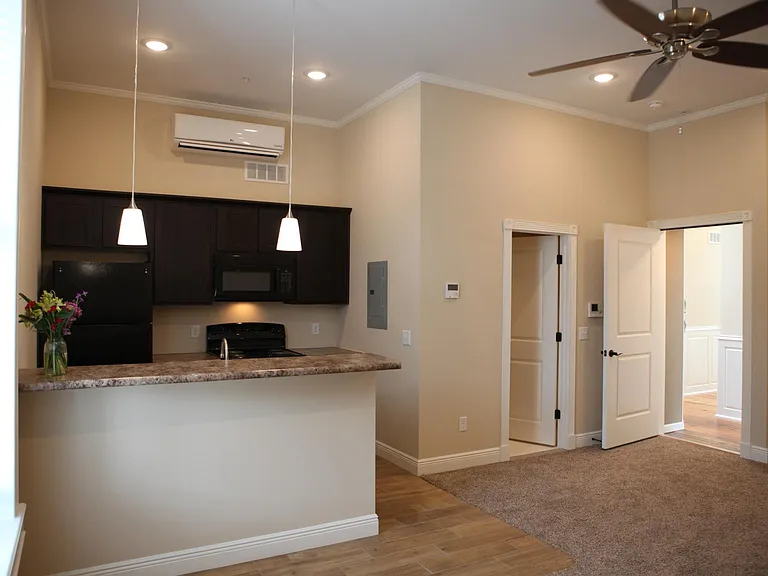 114 E University St #3 — Photo 27
