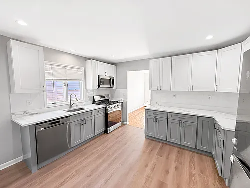 174 Maple St #3 Photo 1