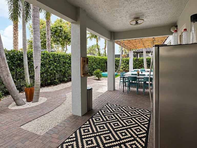 16481 SW 58th Ter — Photo 34