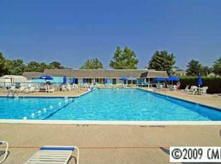 8365 Knights Bridge Rd, Charlotte, NC 28210