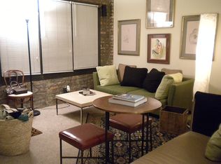 3172 N Clark St APT E5, Chicago, IL 60657