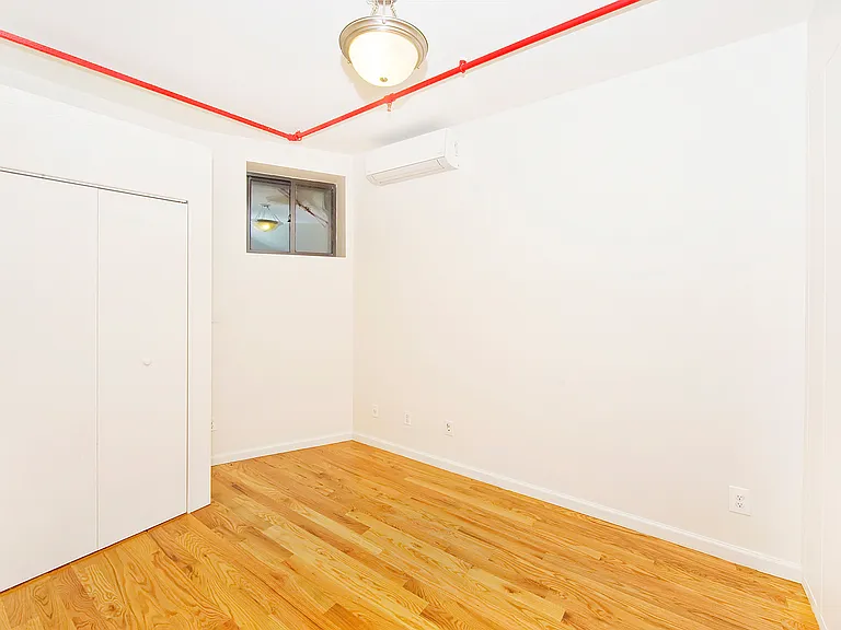 177 W 26th St #204 — Photo 9