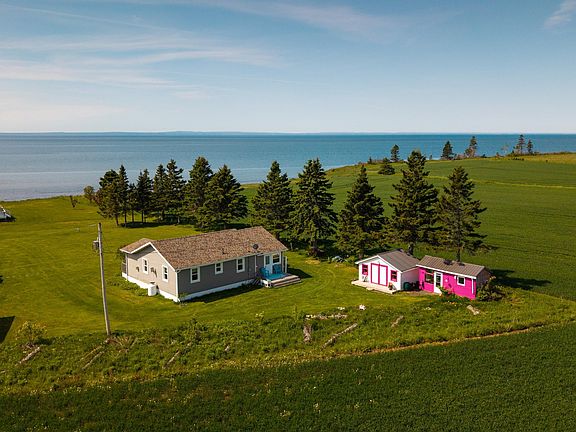 4th image of 136 Macleod Rd