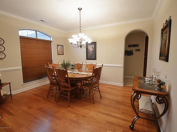 3rd image of 8909 Turkey Creek Dr
