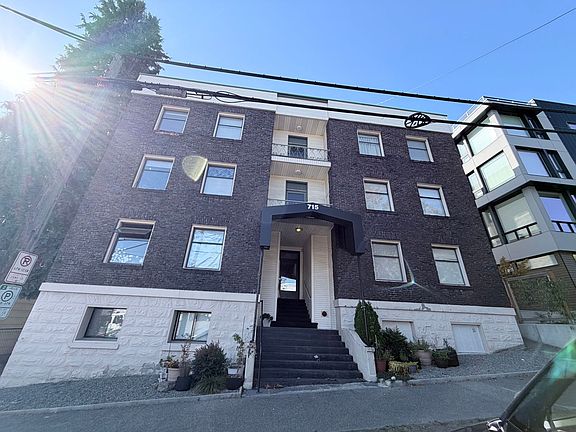 3rd image of 715 4th Ave N #22