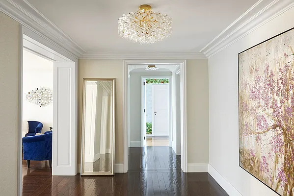 Sold by Warburg | media 19