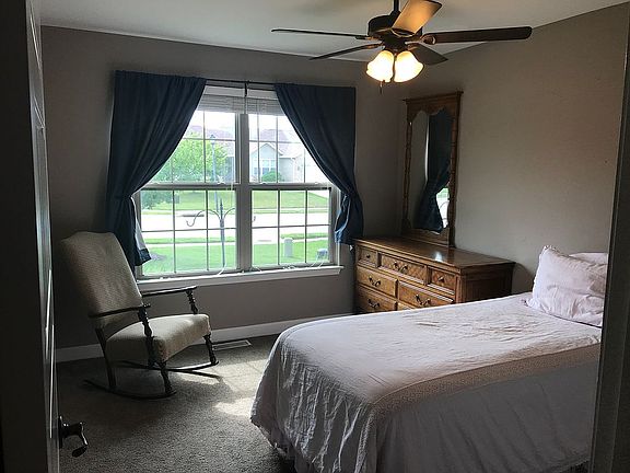 2nd image of 1876 Crimson Oak Dr