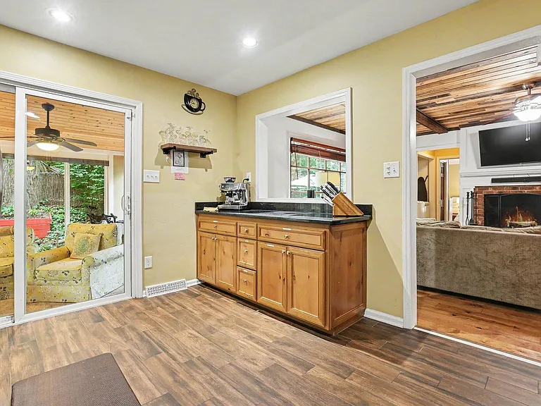 4125 Weaver Dr — Photo 19