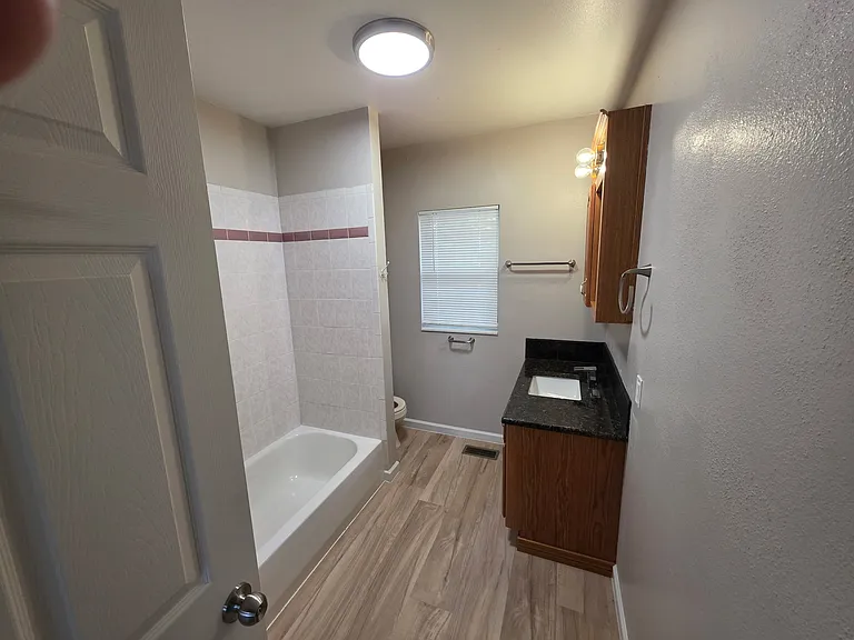 7405 Ralston Rd — Photo 9