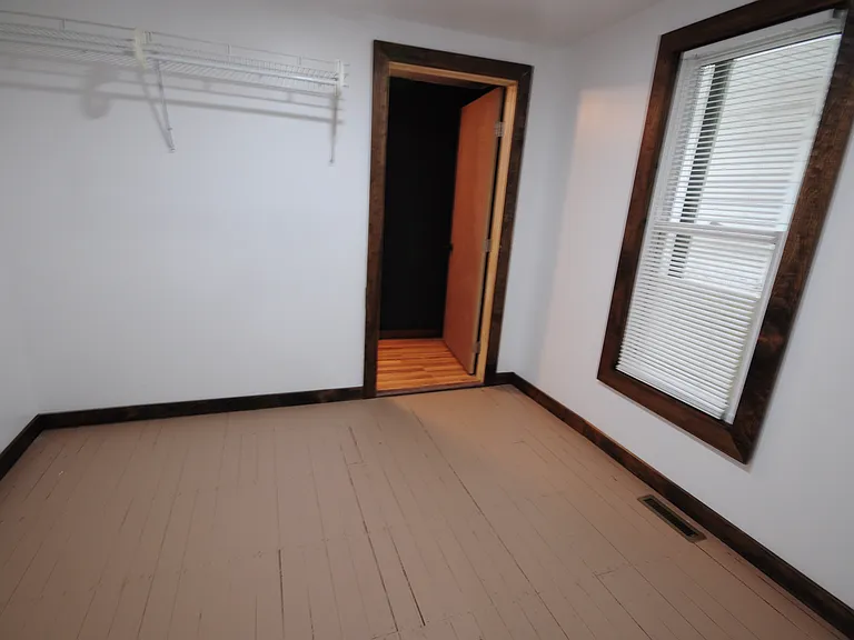 16 S Walnut St #16 — Photo 8