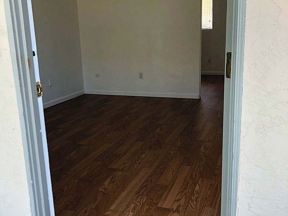 4th image of 3959 Hamilton St #2