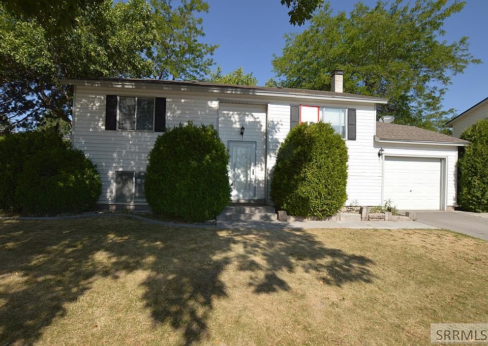 1st image of 260 S Maurine Dr