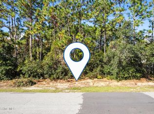 221 NE 51st St, Oak Island, NC 28465