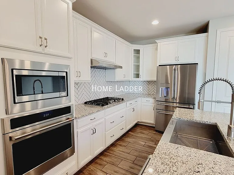 4333 E Dennisport Ave — Photo 5