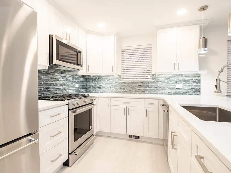 1471 N Larrabee St #A — Photo 6