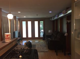 3804 Roanoke Rd #B, Kansas City, MO 64111