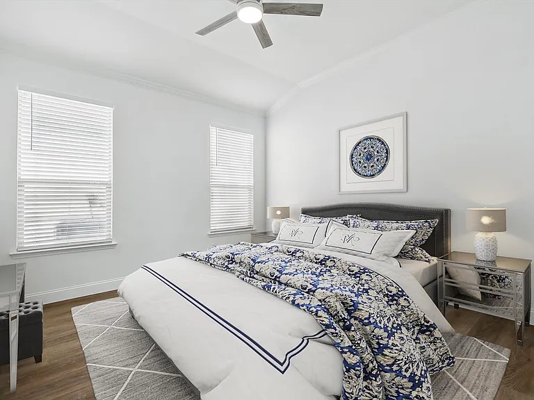 924 Charleston Ln — Photo 7