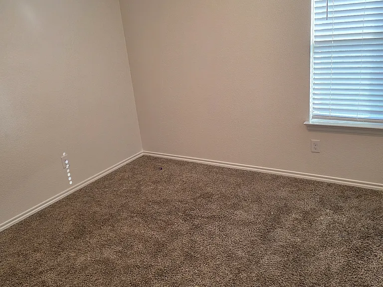 3102 Pembrooke Dr — Photo 12