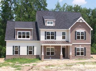 200 Rosslyn Chapel Ln, Vass, NC 28384