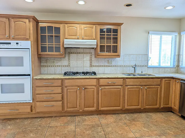 9875 Corsair Pl — Photo 4