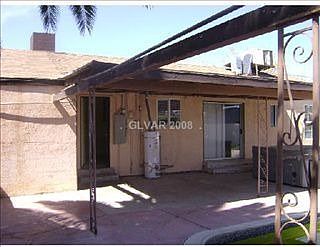 5th image of 1215 Chapman Dr