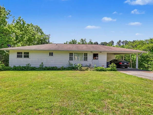 63 Fort Butler St, Murphy, NC 28906