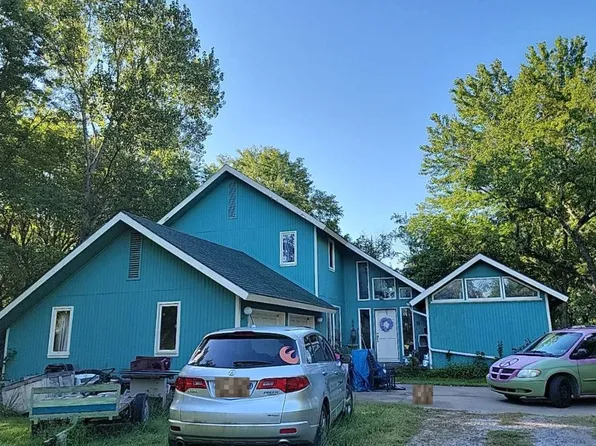134 Westfield Rd, Pittsburg, KS 66762
