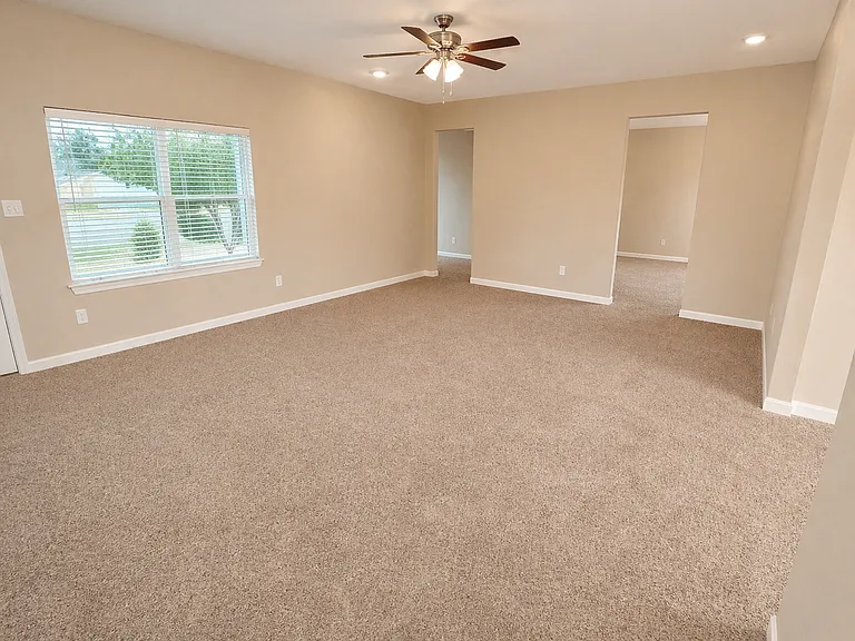 5204 Imperial Eagle Dr — Photo 3