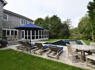 4 Bayview Dr, Westhampton, NY 11977