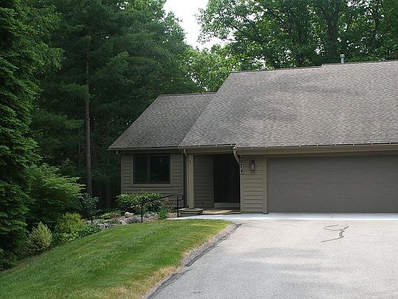 2nd image of 274 Port Mission Rd