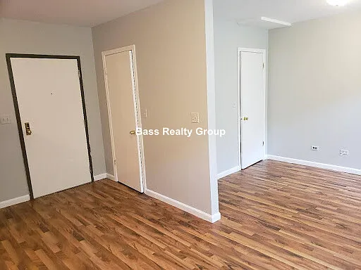 1718 W Estes Ave #5G — Photo 3