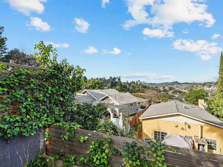 4762 E Charters Ave — Photo 41