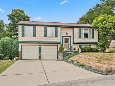 318 Ligonier Ln, New Kensington, PA, 15068