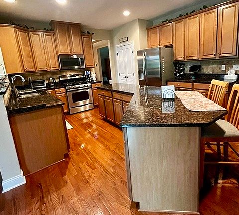 5th image of 615 Scenic Ridge Dr