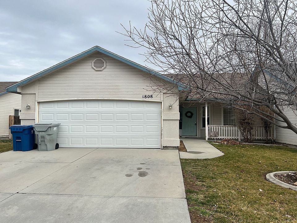 1st image of 1808 W Eaglecrest Dr