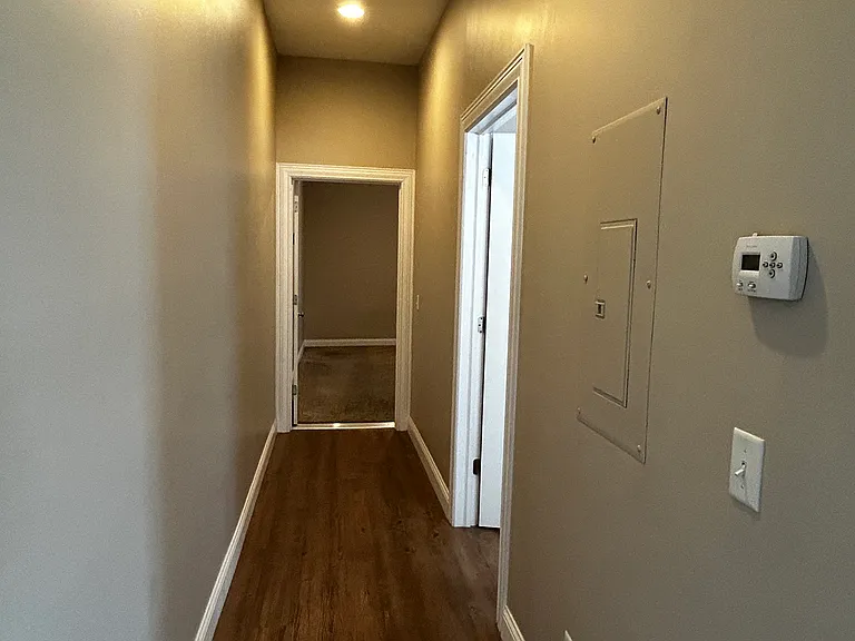 730 N Main St #201 — Photo 17