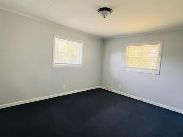 1025 W Academy St, Winston Salem, NC 27101