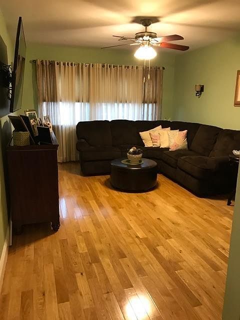 2nd image of 1486 Stadium Ave #2