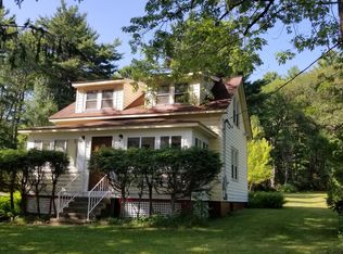 697 Blooming Grove Rd, Hawley, PA 18428