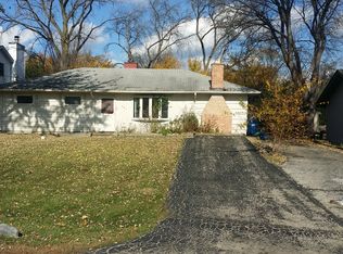 621 Hillside Dr, Hinsdale, IL